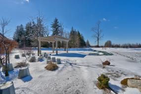 Property listing for 116 Gatepost Pl., Hamilton, ON